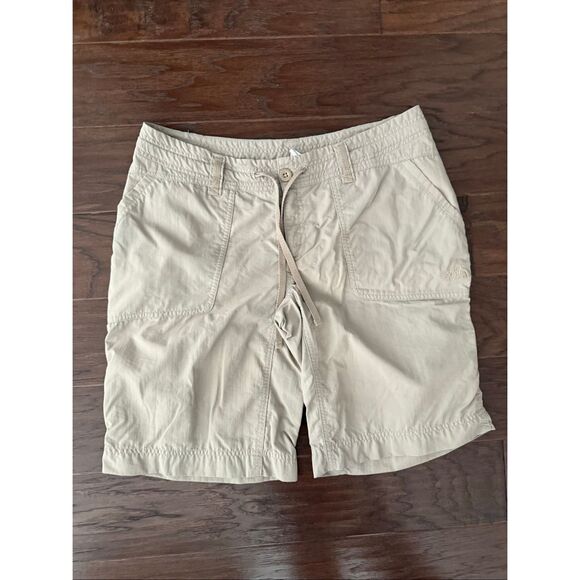 The North Face Women’s Adjustable Length Tan Adventure Shorts size 12 - Picture 1 of 9